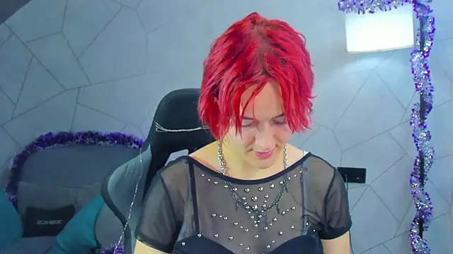 Snapshot of Linda_Jonys chatting on December 19, 2025, 9:44 am Linda Jonys online show from December 19, 2025, 9:44 am