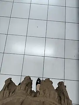 Snapshot of Miky_Lyn chatting on February 6, 2026, 5:36 am Miky Lyn online show from February 6, 2026, 5:36 am