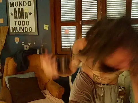 Snapshot of ooproprio chatting on April 28, 2026, 12:20 pm ooproprio online show from April 28, 2026, 12:20 pm