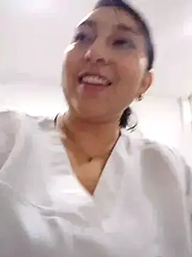 Valeria montana  online show from February 24, 2026, 12:39 pm