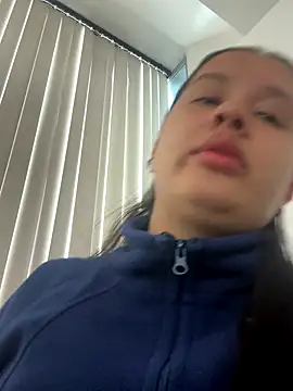 bela miel online show from December 19, 2025, 1:57 pm