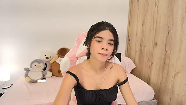 phia carter online show from February 18, 2026, 2:20 am