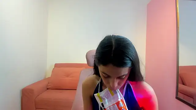 AdrianaTorres  online show from March 28, 2026, 2:18 pm