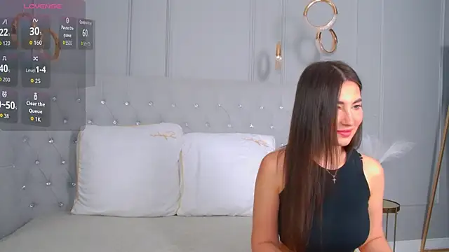 Snapshot of LisaDeviss chatting on December 19, 2025, 9:44 am LisaDeviss online show from December 19, 2025, 9:44 am