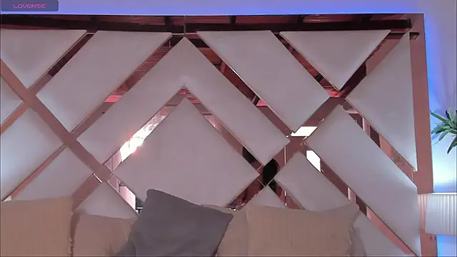 jessicastonne1 online show from March 20, 2026, 5:47 pm