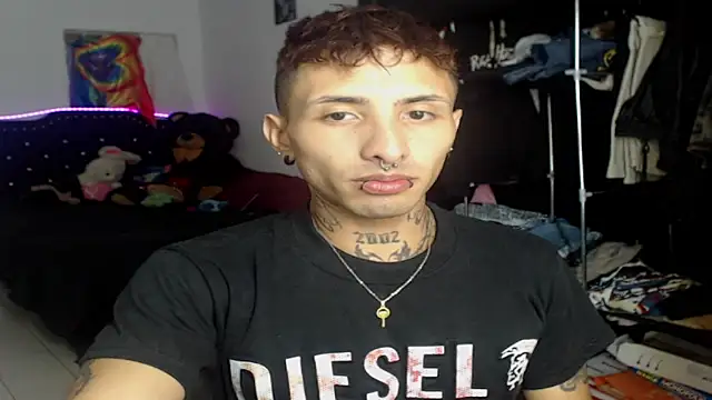 Snapshot of wallewe chatting on December 4, 2025, 6:40 pm wallewe online show from December 4, 2025, 6:40 pm