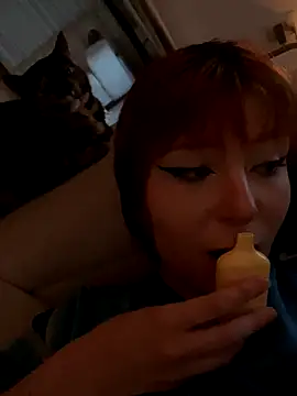 Snapshot of _AbbyScott chatting on December 15, 2025, 3:01 am AbbyScott online show from December 15, 2025, 3:01 am