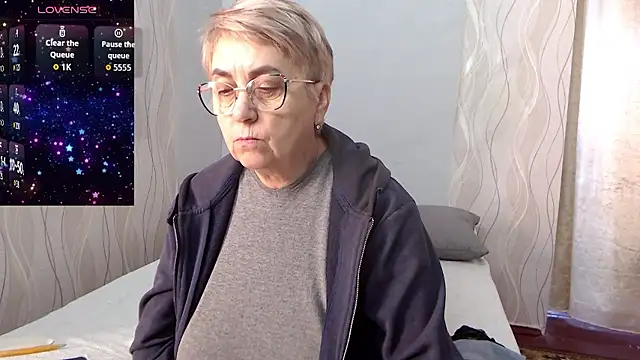 MargaretStar1 online show from January 17, 2026, 9:24 am