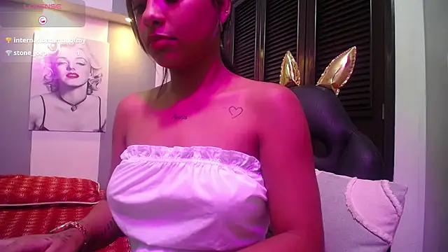 priya raj  online show from December 15, 2025, 8:03 pm