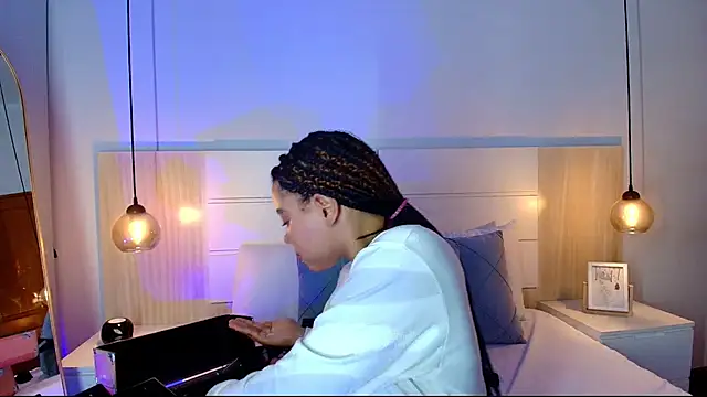 Snapshot of tamara_walter chatting on December 20, 2025, 2:53 pm tamara walter online show from December 20, 2025, 2:53 pm