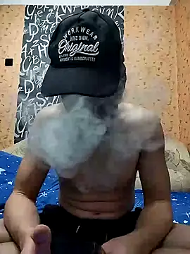 Snapshot of Raf25ik chatting on December 18, 2025, 9:18 pm Raf25ik online show from December 18, 2025, 9:18 pm