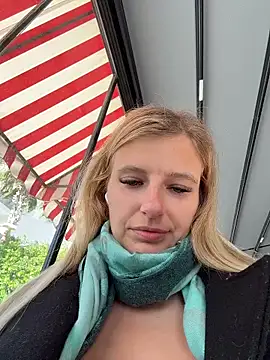 Snapshot of Betsy chatting on February 27, 2026, 1:33 pm Betsy online show from February 27, 2026, 1:33 pm