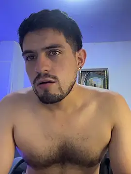 williamsmiiths16 online show from February 14, 2026, 4:40 pm