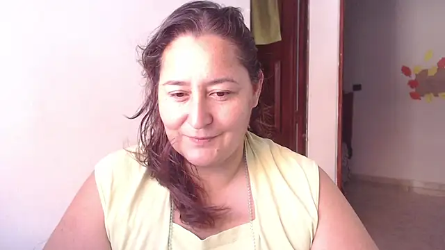 VioletBruces online show from December 4, 2025, 11:42 am