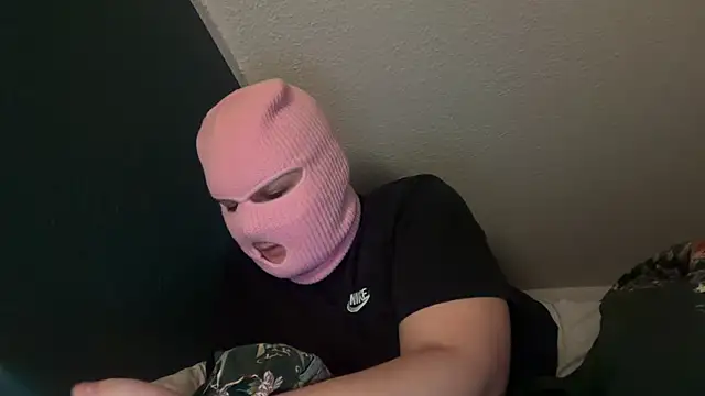 sluddykenna online show from December 15, 2025, 1:33 am