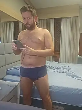 Snapshot of RipMyUnderwear chatting on February 19, 2026, 10:29 pm RipMyUnderwear online show from February 19, 2026, 10:29 pm