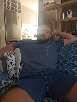 Snapshot of RipMyUnderwear chatting on March 1, 2026, 7:14 pm RipMyUnderwear online show from March 1, 2026, 7:14 pm