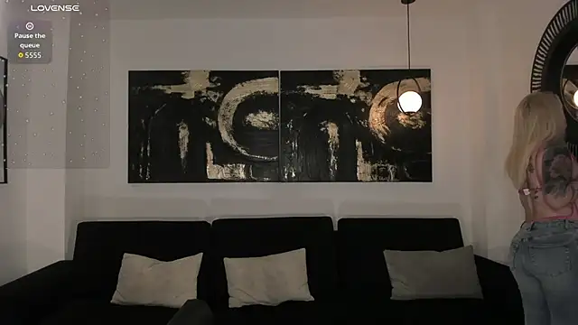 Snapshot of MadisonKane chatting on January 12, 2026, 11:17 am MadisonKane online show from January 12, 2026, 11:17 am