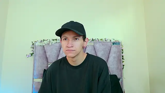 iris and damian online show from February 9, 2026, 5:22 pm