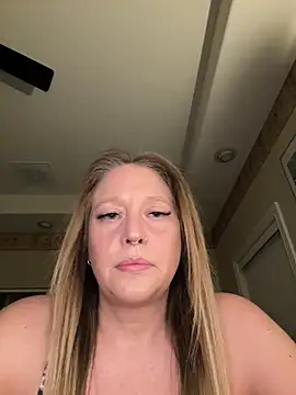 Snapshot of MissyLovelace chatting on February 28, 2026, 12:05 pm MissyLovelace online show from February 28, 2026, 12:05 pm