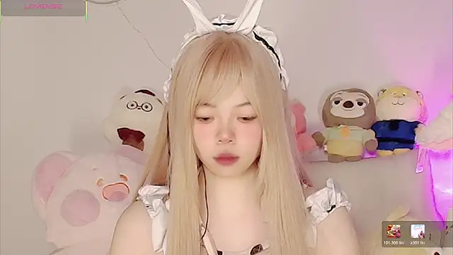 Snapshot of Miyeoonn chatting on February 3, 2026, 9:58 am Miyeoonn online show from February 3, 2026, 9:58 am