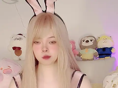 Snapshot of Miyeoonn chatting on January 12, 2026, 2:29 am Miyeoonn online show from January 12, 2026, 2:29 am