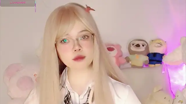 Snapshot of Miyeoonn chatting on February 2, 2026, 4:00 am Miyeoonn online show from February 2, 2026, 4:00 am