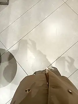 Baby-Linh online show from February 7, 2026, 5:26 am