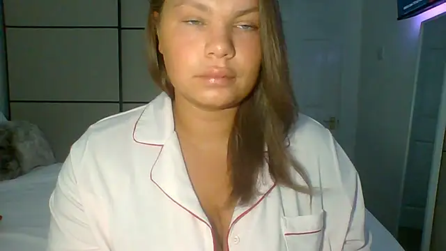 Snapshot of GEMMARMALADE chatting on June 19, 2026, 5:46 am GEMMARMALADE online show from June 19, 2026, 5:46 am