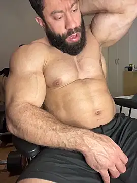 stylesexy online show from April 7, 2026, 5:37 pm