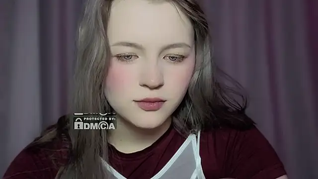 Snapshot of DollarBunny chatting on December 18, 2025, 3:27 pm DollarBunny online show from December 18, 2025, 3:27 pm