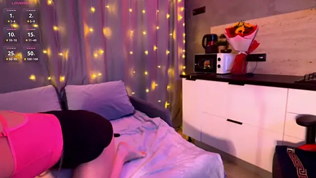 Snapshot of Vetanation chatting on December 5, 2025, 7:18 am Vetanation online show from December 5, 2025, 7:18 am