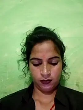 Snapshot of Big_soniya55A chatting on July 18, 2026, 9:18 am Big soniya55A online show from July 18, 2026, 9:18 am