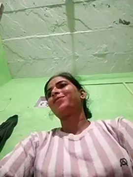 Snapshot of Big_soniya55A chatting on August 7, 2026, 3:45 am Big soniya55A online show from August 7, 2026, 3:45 am