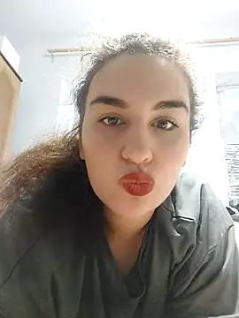 Melisa1  online show from December 17, 2025, 10:42 am