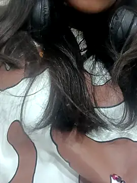 Sexy Menka online show from December 3, 2025, 3:11 pm