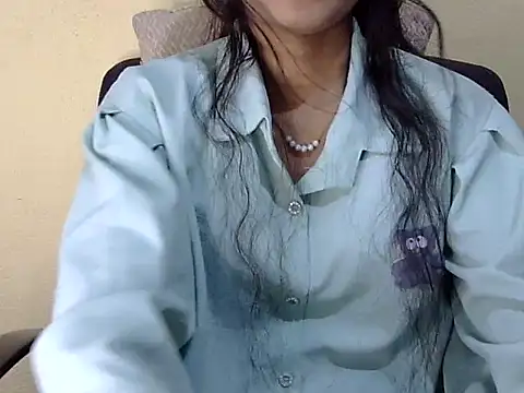 Snapshot of Shab_M chatting on February 5, 2026, 6:09 am Shab M online show from February 5, 2026, 6:09 am