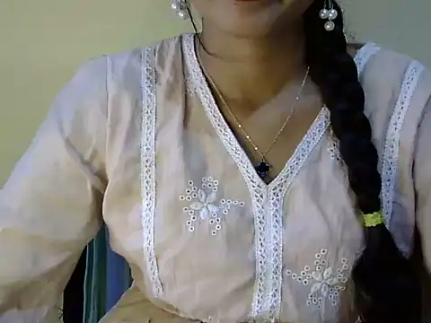Snapshot of Shab_M chatting on June 16, 2026, 6:24 am Shab M online show from June 16, 2026, 6:24 am