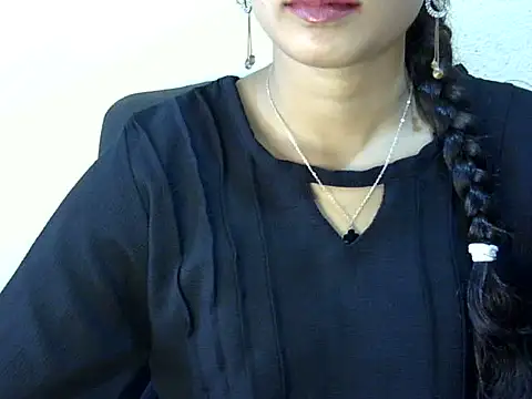 Snapshot of Shab_M chatting on June 20, 2026, 7:13 am Shab M online show from June 20, 2026, 7:13 am