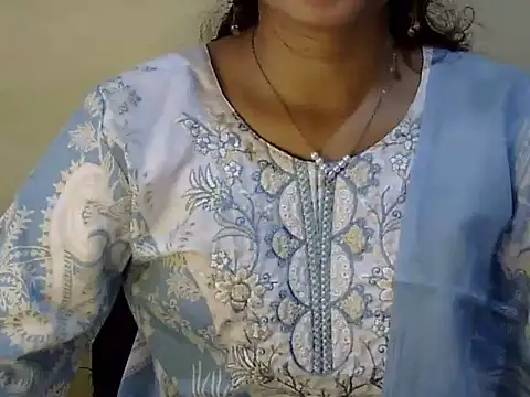 Snapshot of Shab_M chatting on July 29, 2026, 7:29 am Shab M online show from July 29, 2026, 7:29 am