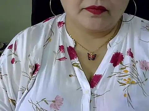 Snapshot of Soniya_Sha chatting on May 20, 2026, 8:22 am Soniya Sha online show from May 20, 2026, 8:22 am