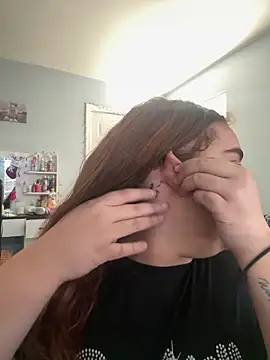 Snapshot of gassqueen101 chatting on December 3, 2025, 3:22 pm gassqueen101 online show from December 3, 2025, 3:22 pm