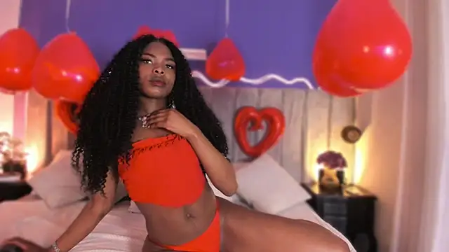 Snapshot of Aura_sun chatting on February 14, 2026, 12:05 pm Aura sun online show from February 14, 2026, 12:05 pm