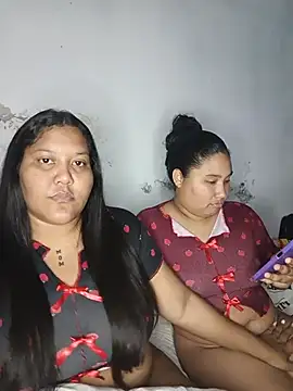 Snapshot of VaneandRossy chatting on June 6, 2026, 10:04 pm VaneandRossy online show from June 6, 2026, 10:04 pm