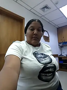 VaneandRossy online show from April 8, 2026, 12:34 am