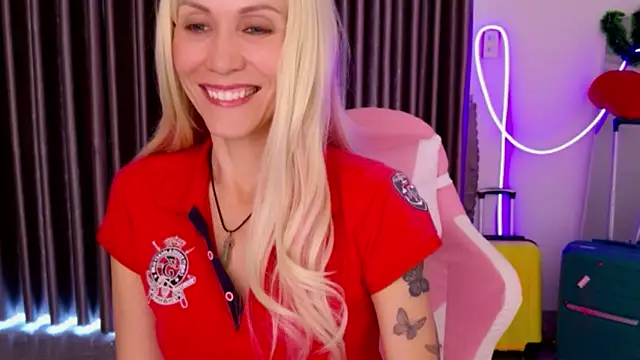 Snapshot of betty_xoxoo chatting on February 21, 2026, 6:37 am betty xoxoo online show from February 21, 2026, 6:37 am