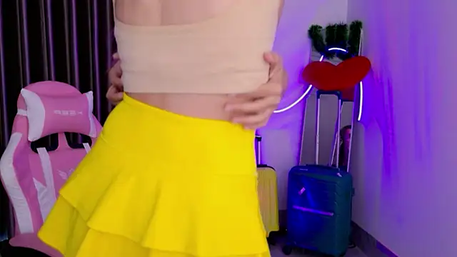 Snapshot of betty_xoxoo chatting on February 18, 2026, 9:28 am betty xoxoo online show from February 18, 2026, 9:28 am