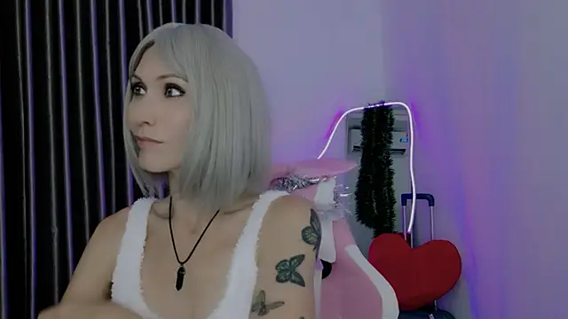 Snapshot of betty_xoxoo chatting on January 15, 2026, 10:29 am betty xoxoo online show from January 15, 2026, 10:29 am