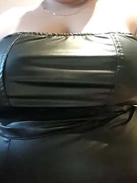 Snapshot of palomitka chatting on December 15, 2025, 2:56 pm palomitka online show from December 15, 2025, 2:56 pm