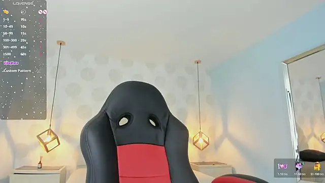 VENUSGREYS1 online show from February 4, 2026, 11:38 am